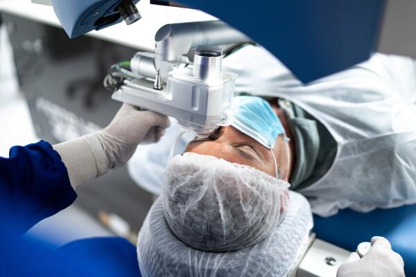 Application Ophthalmology 2022